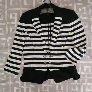 Comfortable knit blazer